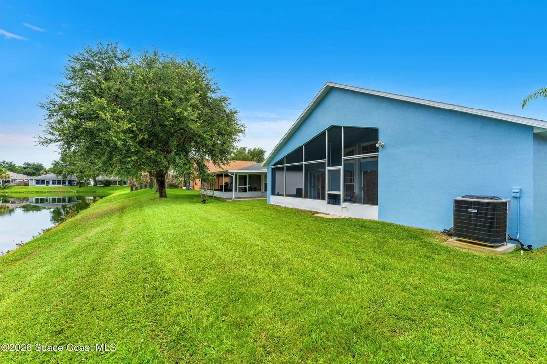 Photo of 1623 Vista Lake Circle