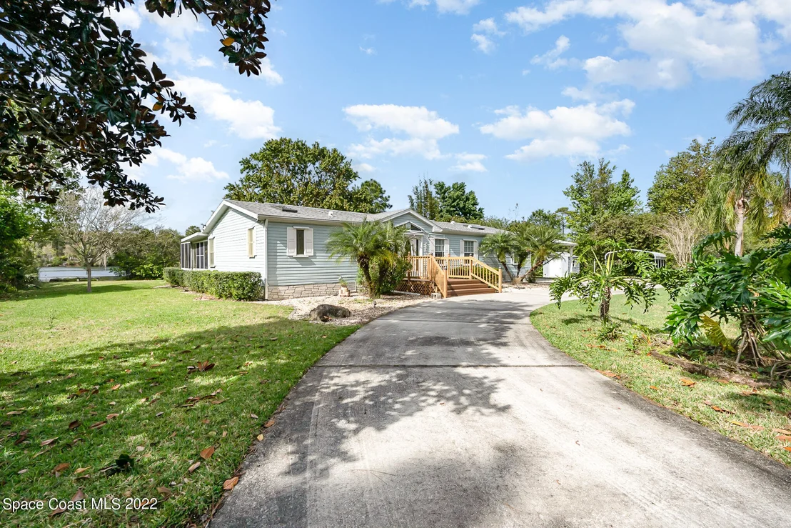 Photo of 4159 Hidden Lakes Drive