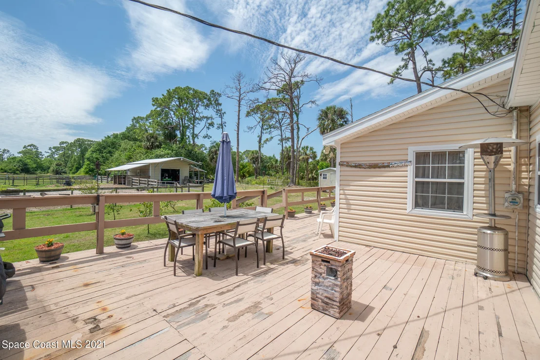 Photo of 3635 Hield Road