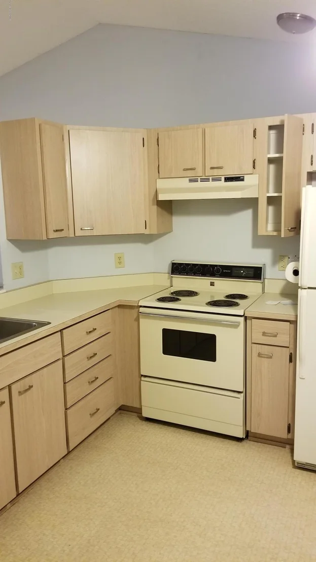 Photo of 4270 Silver Lake Drive