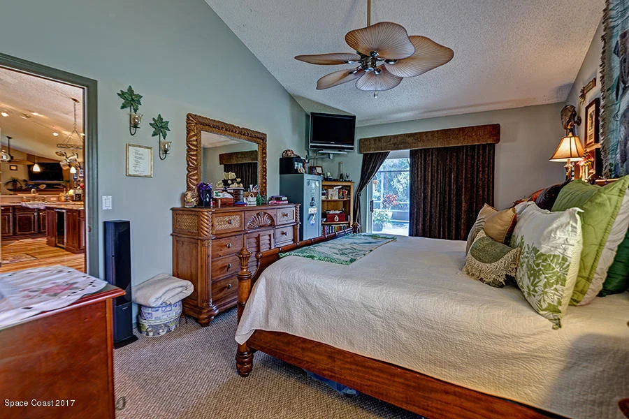 Photo of 904 Bluegrass Lane