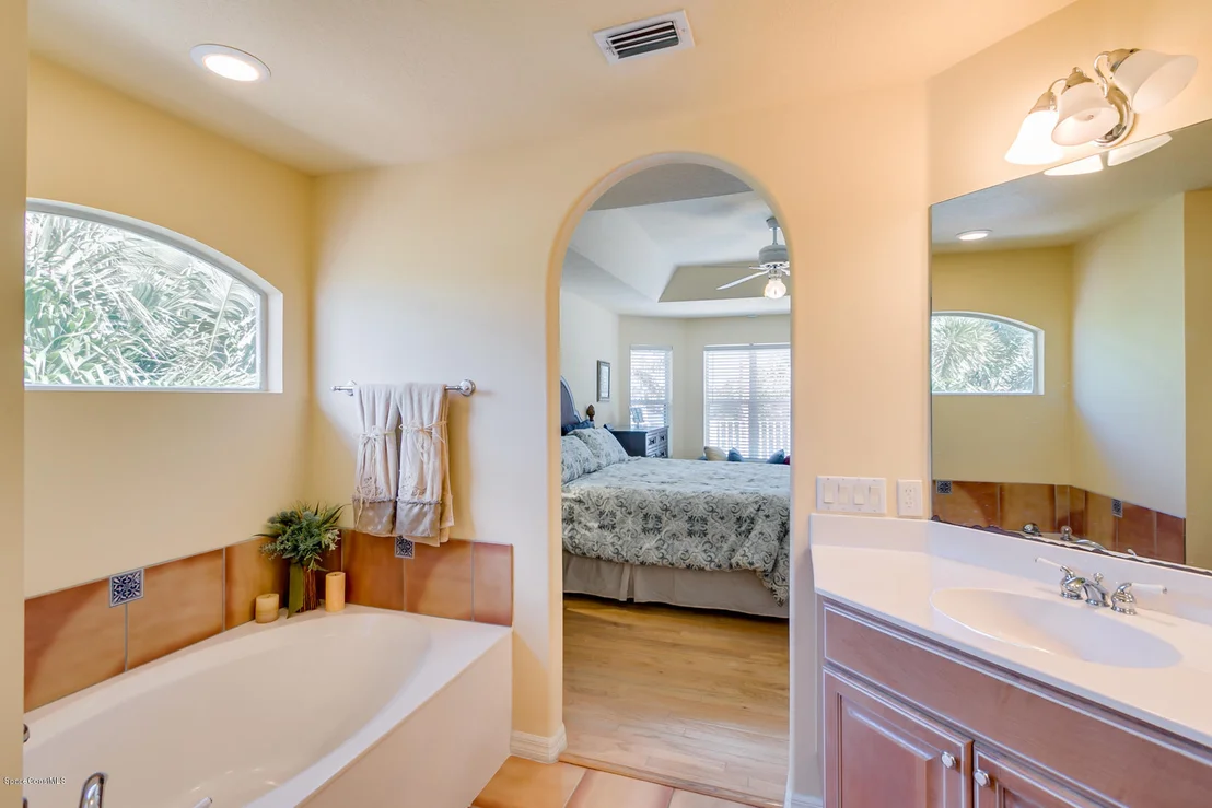 Photo of 438 Sandy Key