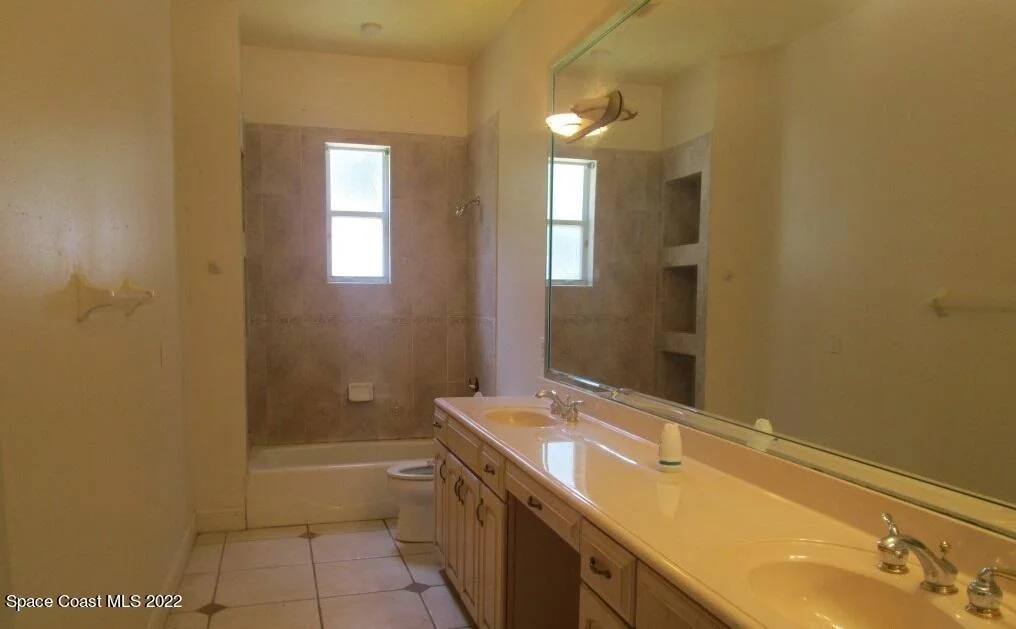 Photo of 654 Cavern Terrace