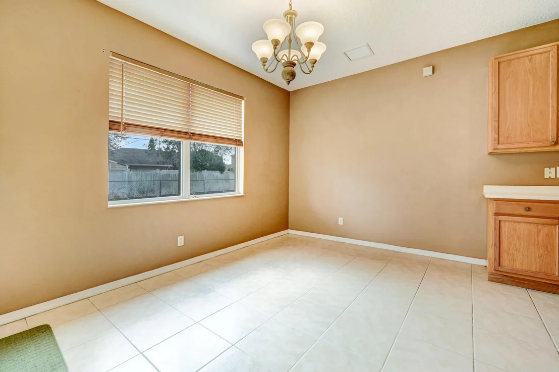Photo of 3100 Eldron Boulevard SE