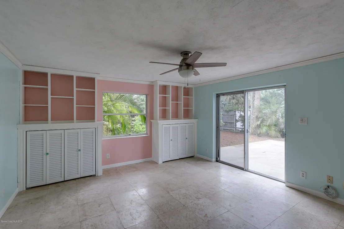 Photo of 443 Atlantis Drive