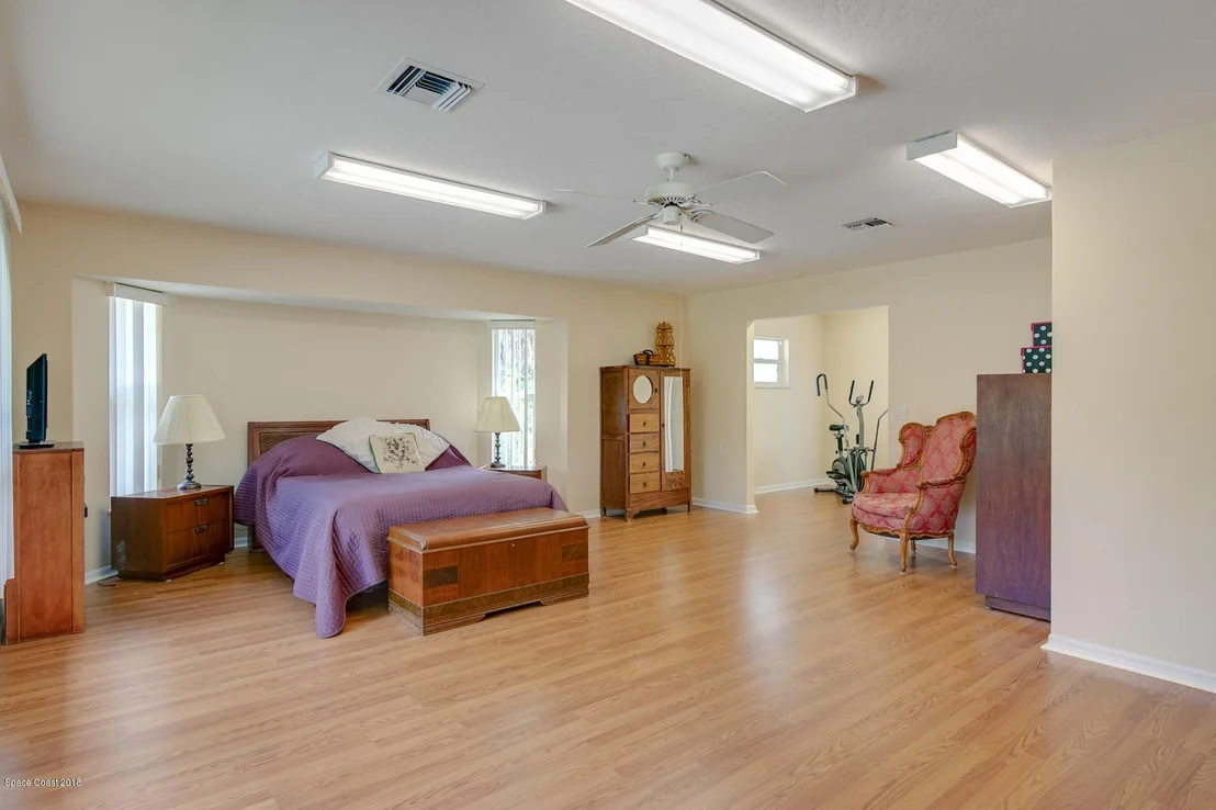 Photo of 3825 Grant Road