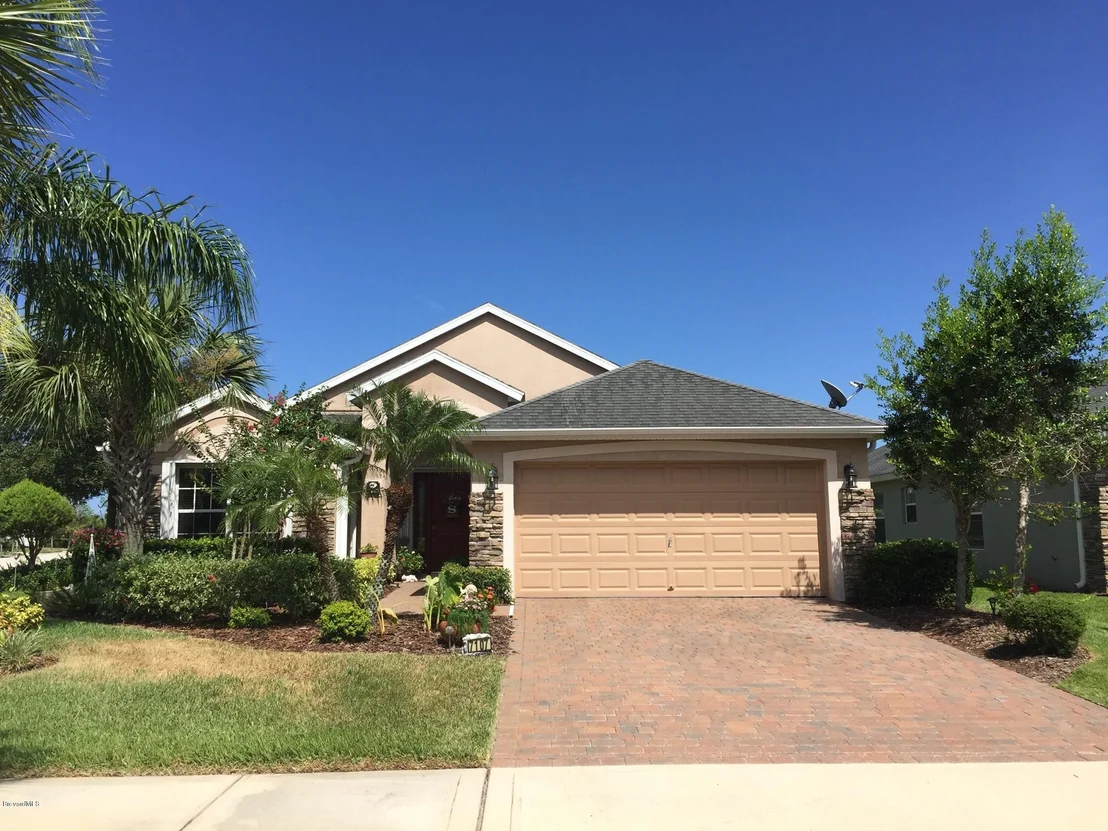 Photo of 7107 Broderick Drive