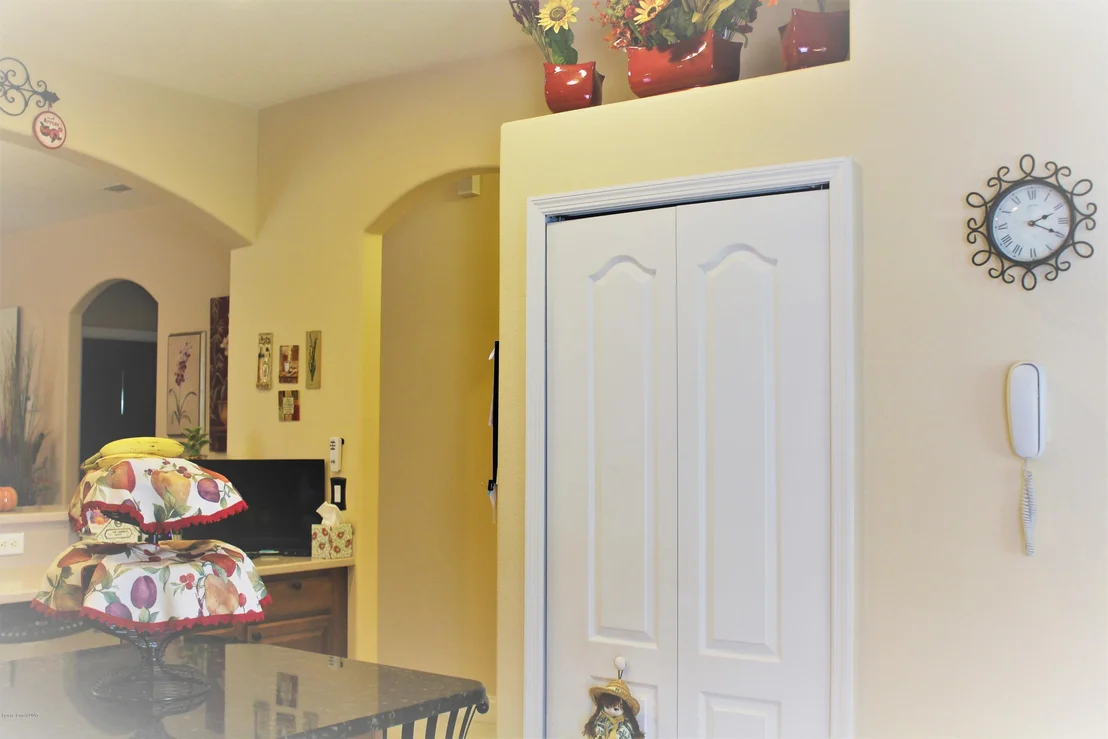 Photo of 322 Waterside Circle