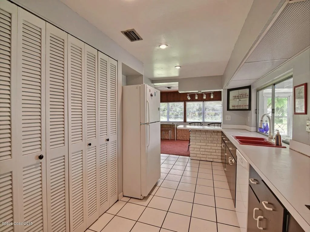 Photo of Unit 0 at 9752 Fleming Grant Road