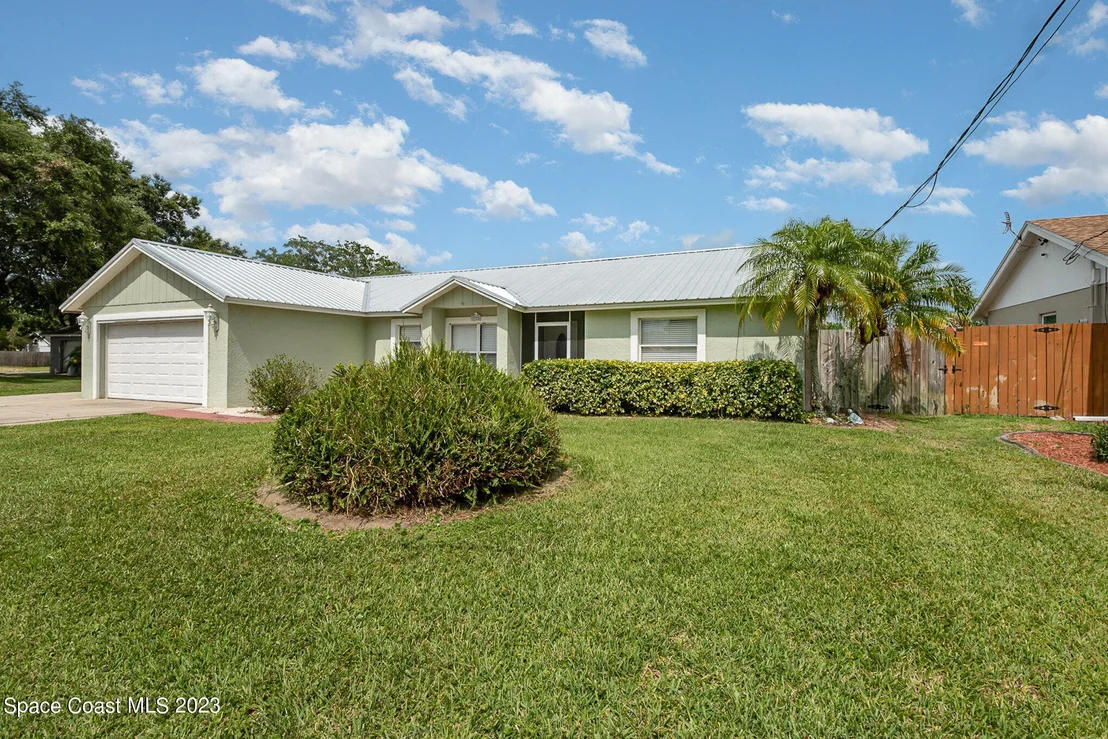 Photo of 3325 Lisa Drive