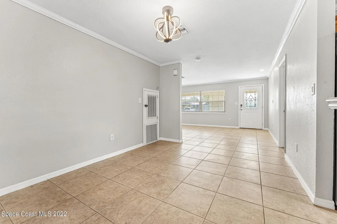 Photo of 2558 Sadler Lane