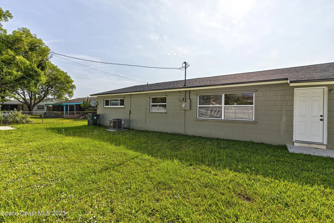 Photo of 1447 Floyd Drive
