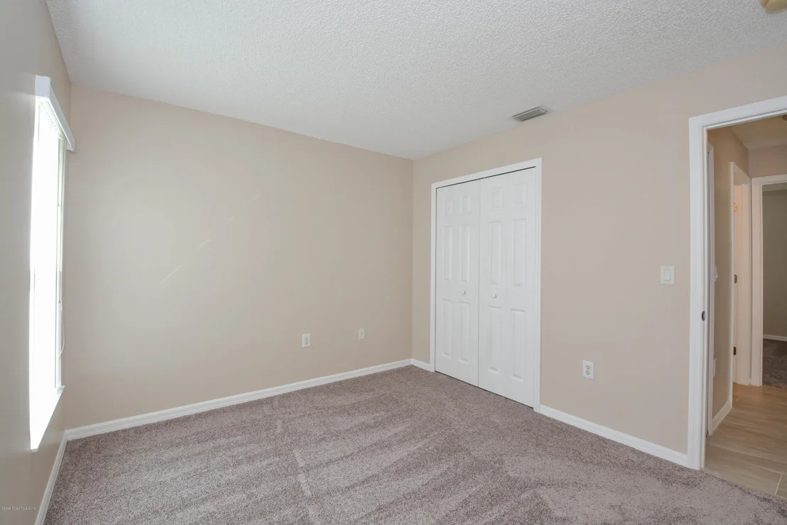 Photo of 1898 Fallon Boulevard NE