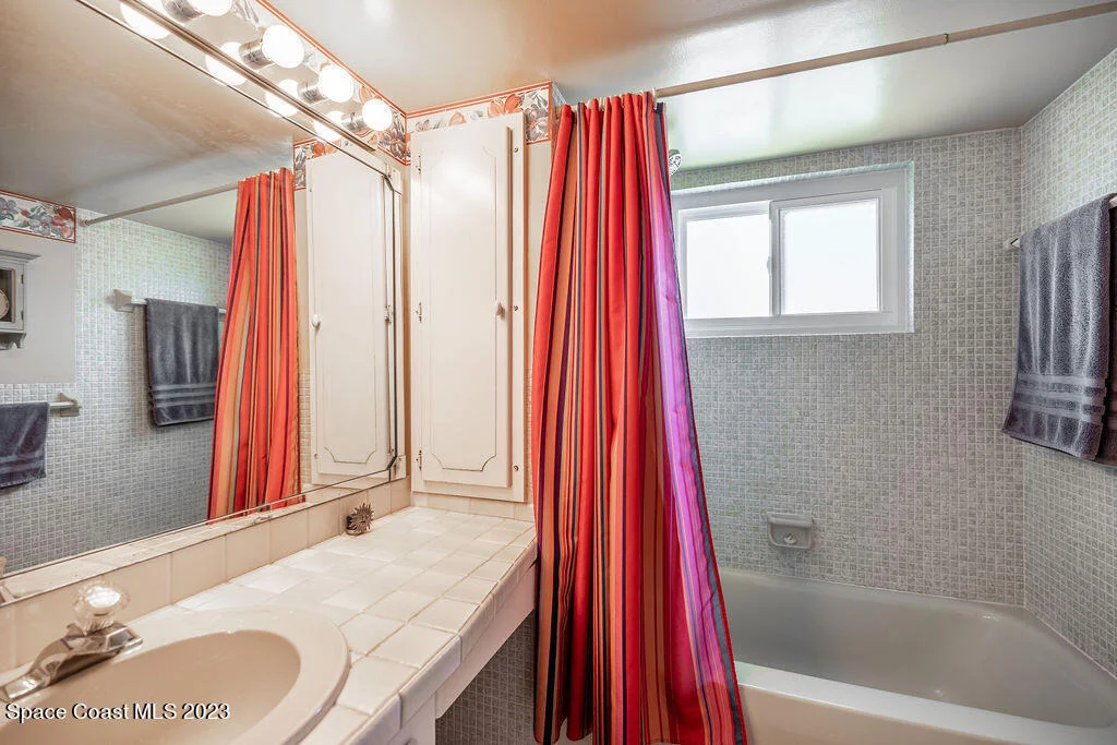 Photo of 466 Sandpiper Drive