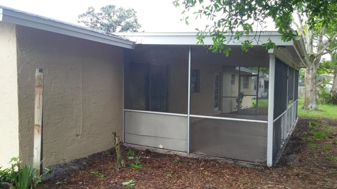 Photo of 7545 Sheridan Road