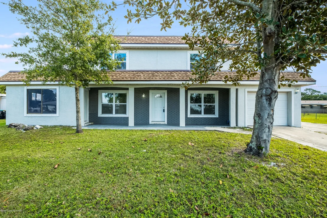 Photo of 1019 Daytona Drive NE
