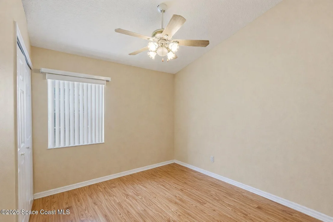 Photo of 934 S Fork Circle