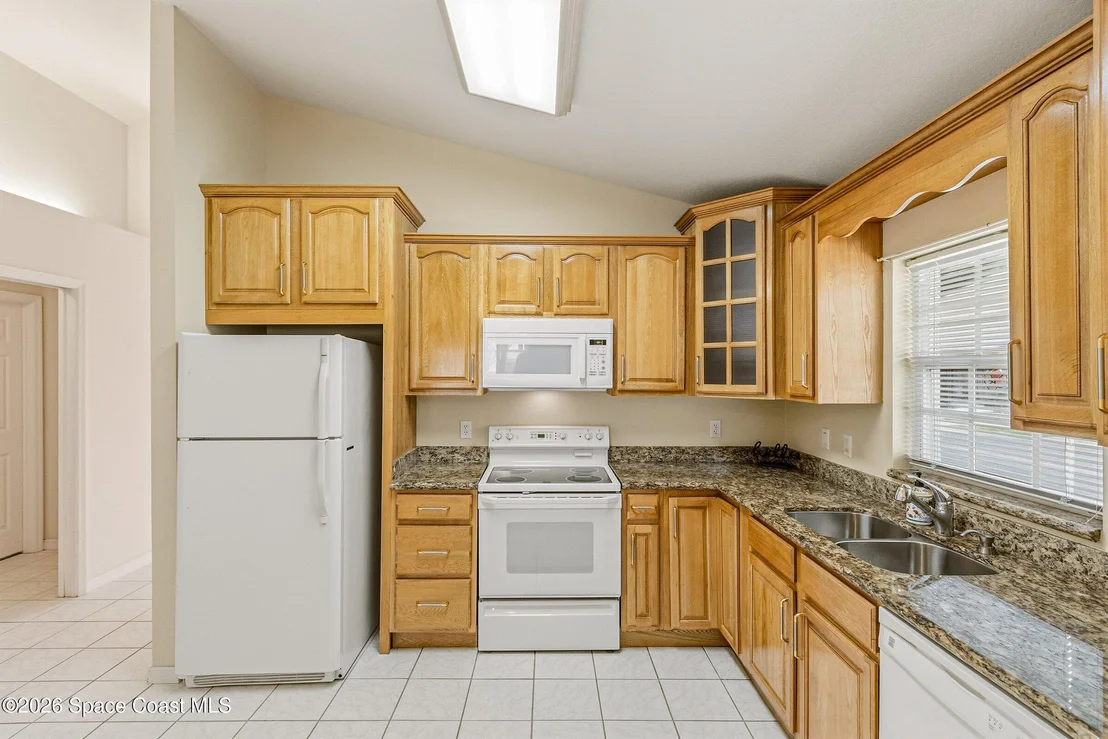 Photo of 975 S Fork Circle