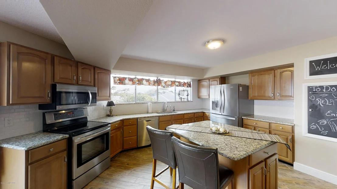 Photo of 9852 Riverview Drive