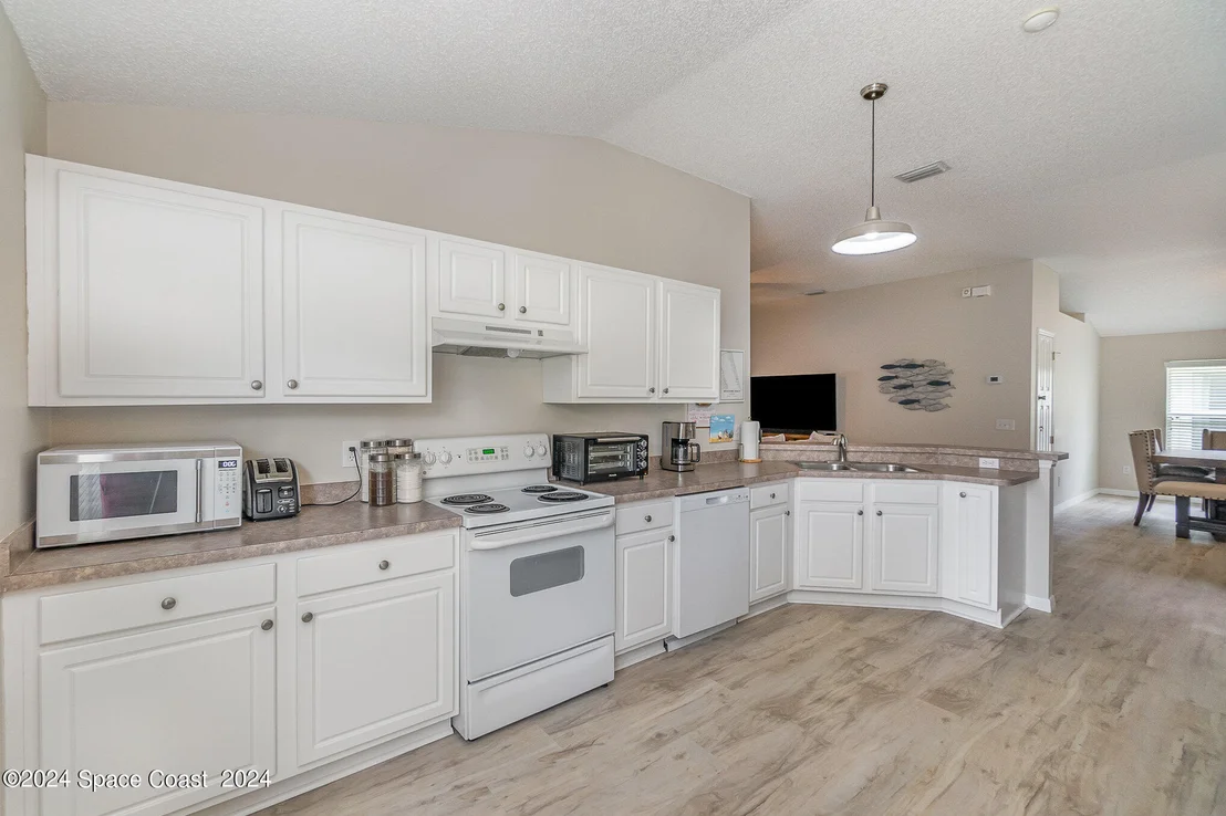 Photo of 2370 Stratford Pointe Drive