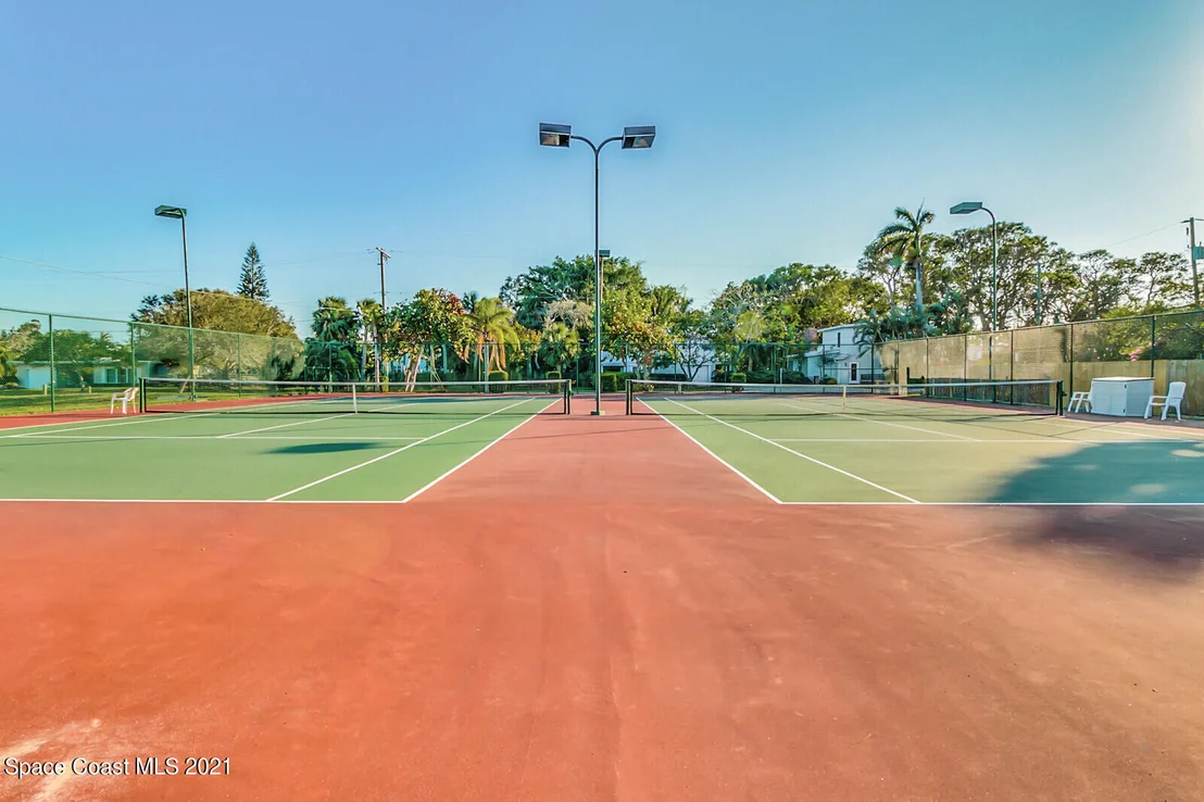 Photo of 527 Sunset Boulevard