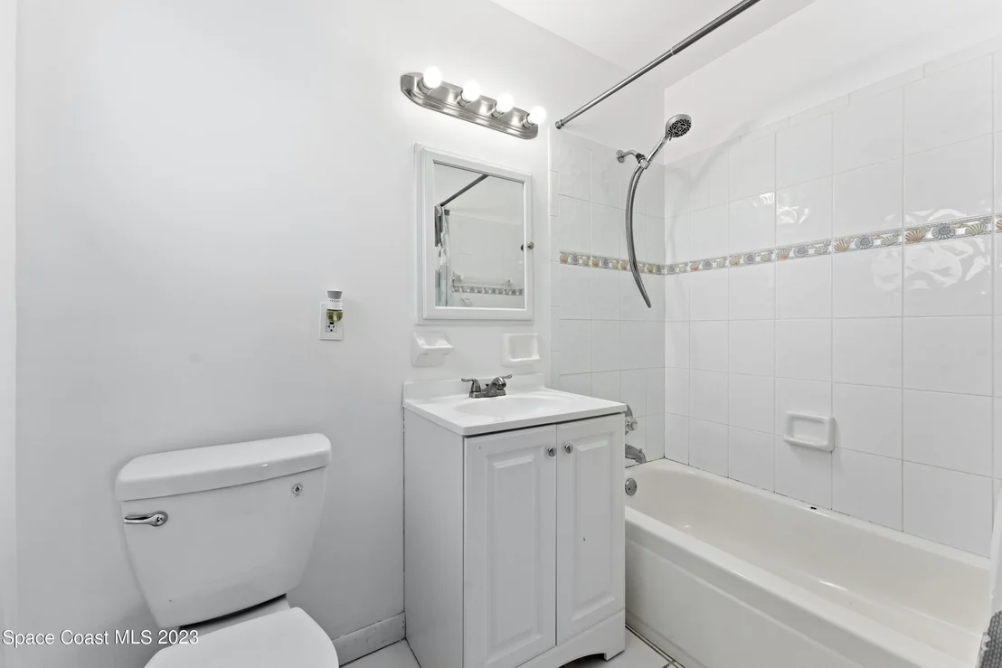 Photo of 1155 Wild Rose Drive NE