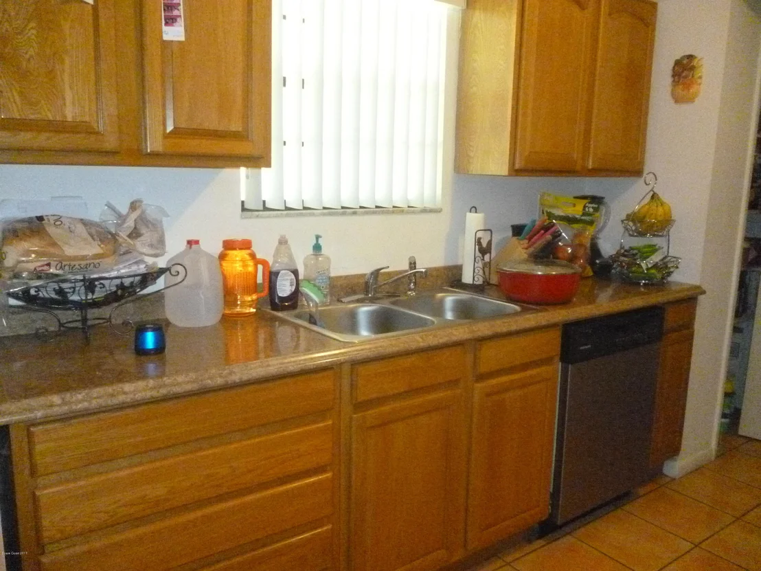 Photo of 1239 Packer Road SE