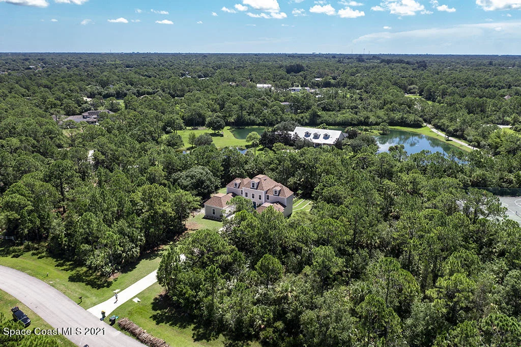 Photo of 5545 Willoughby Drive