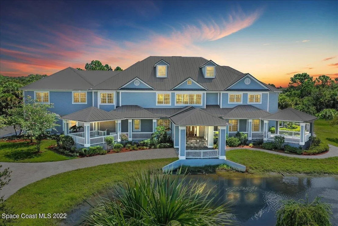 Photo of 5660 Willoughby Drive