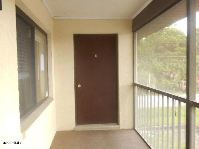 Photo of Unit 205 at 3213 Murrell Road