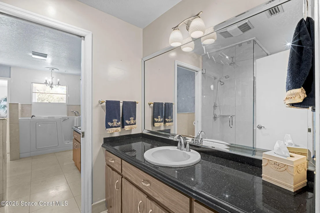 Photo of 620 W Pine Road