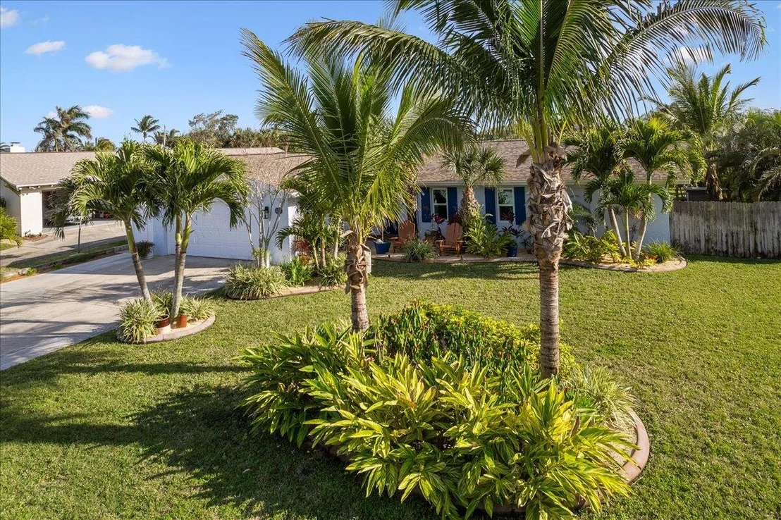 Photo of 219 5th Avenue