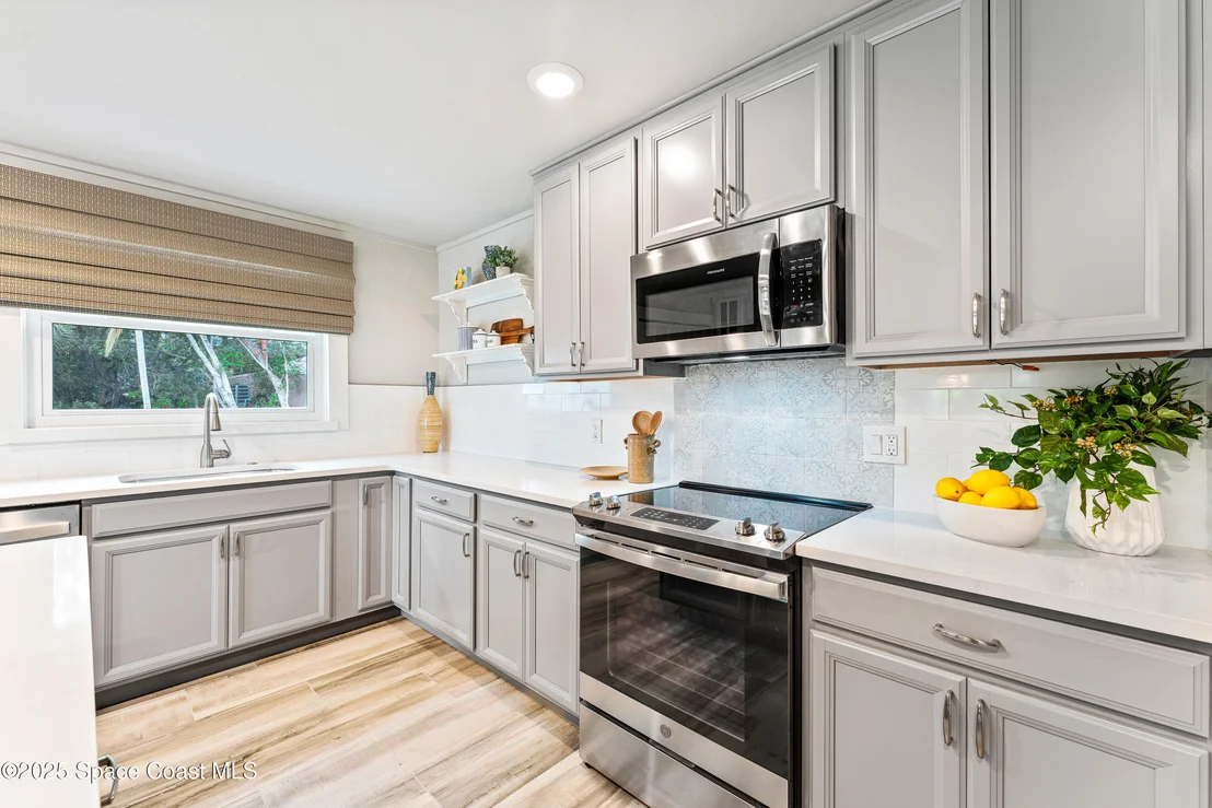 Photo of 121 Circle Drive