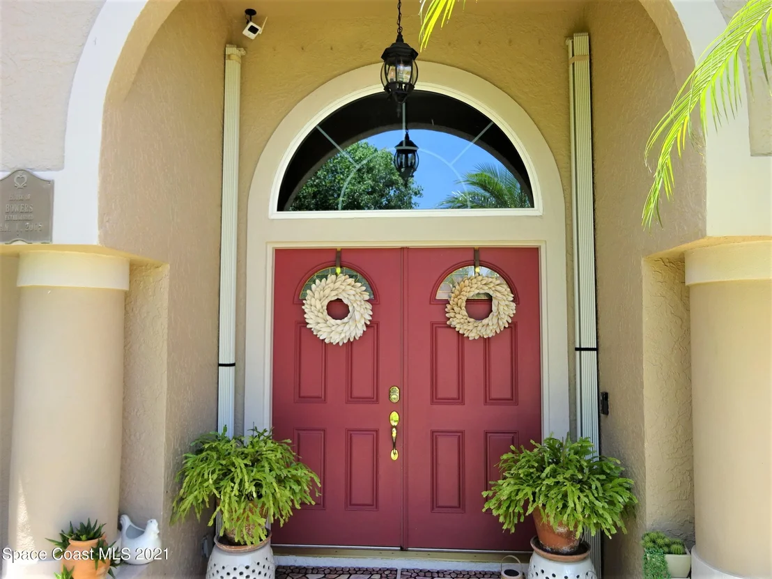 Photo of 941 Pelican Lane