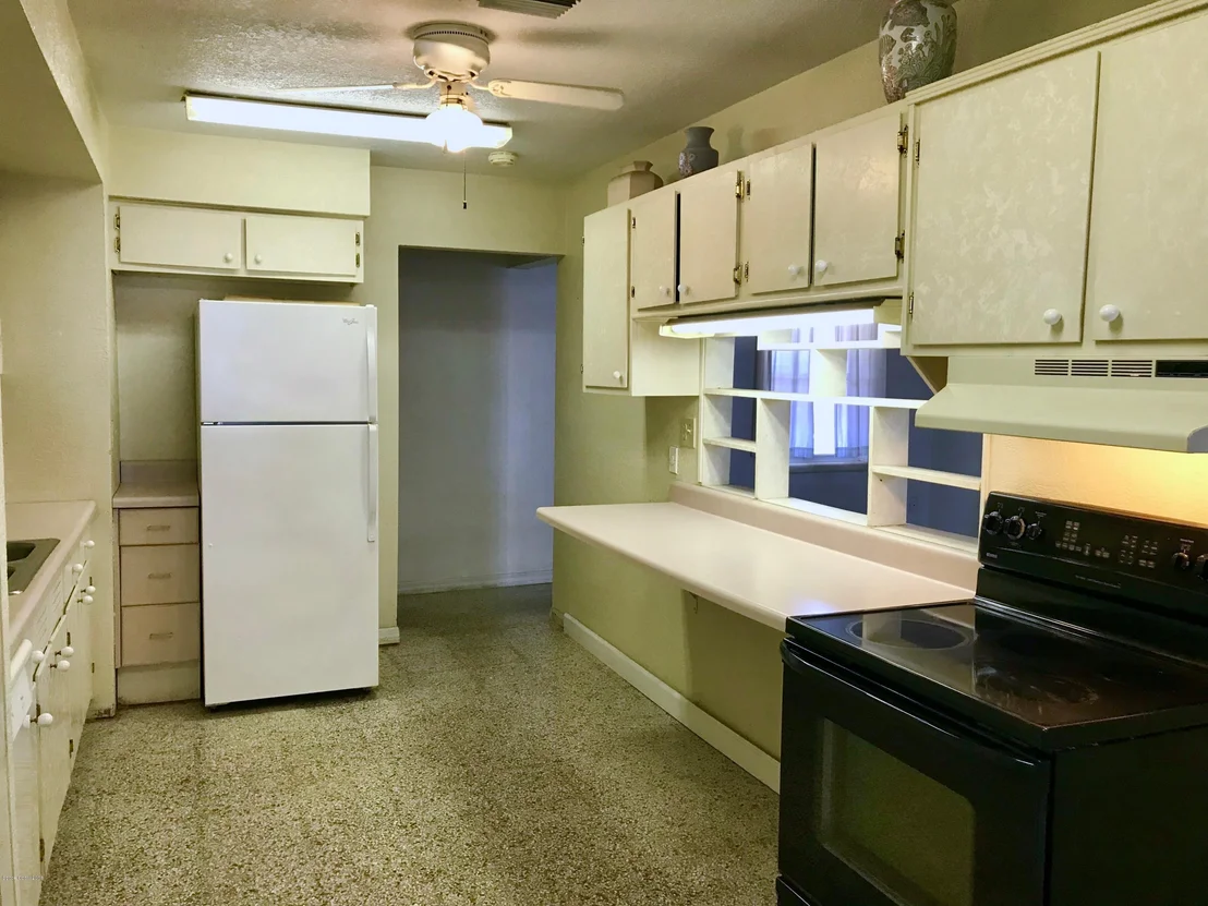 Photo of 707 Camellia Drive