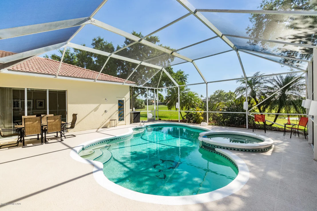 Photo of 978 Wildwood Drive