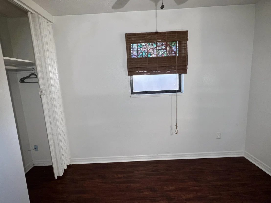 Photo of 303 Georgetown Avenue