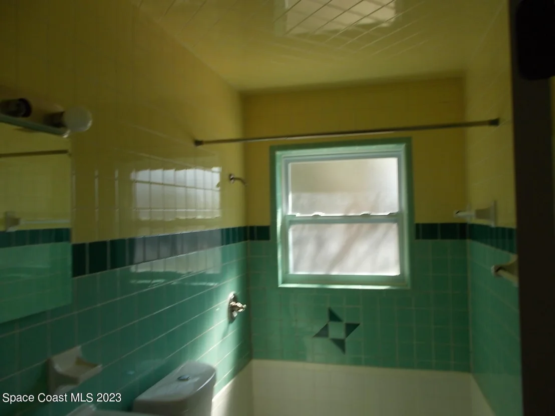 Photo of 3755 Lakeview Drive