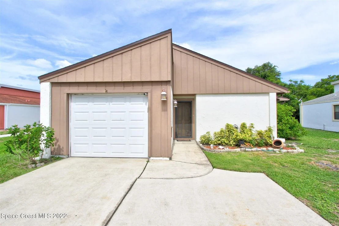 Photo of 130 Woodside Drive