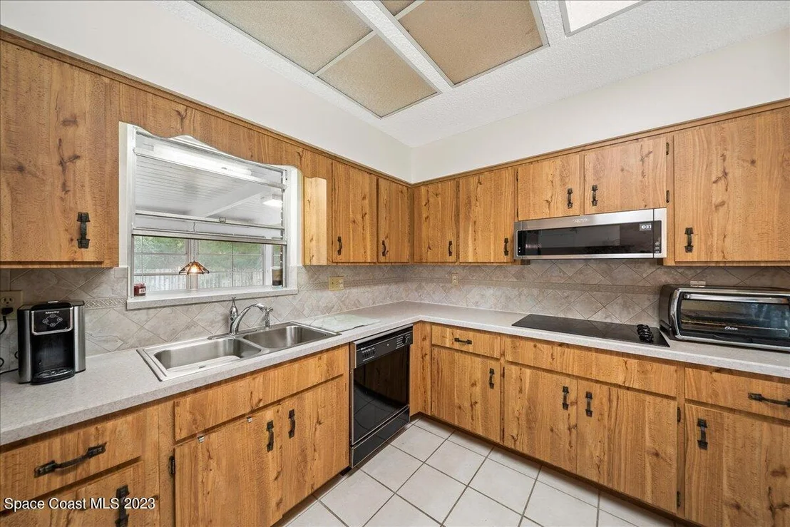 Photo of 3615 Grantline Road