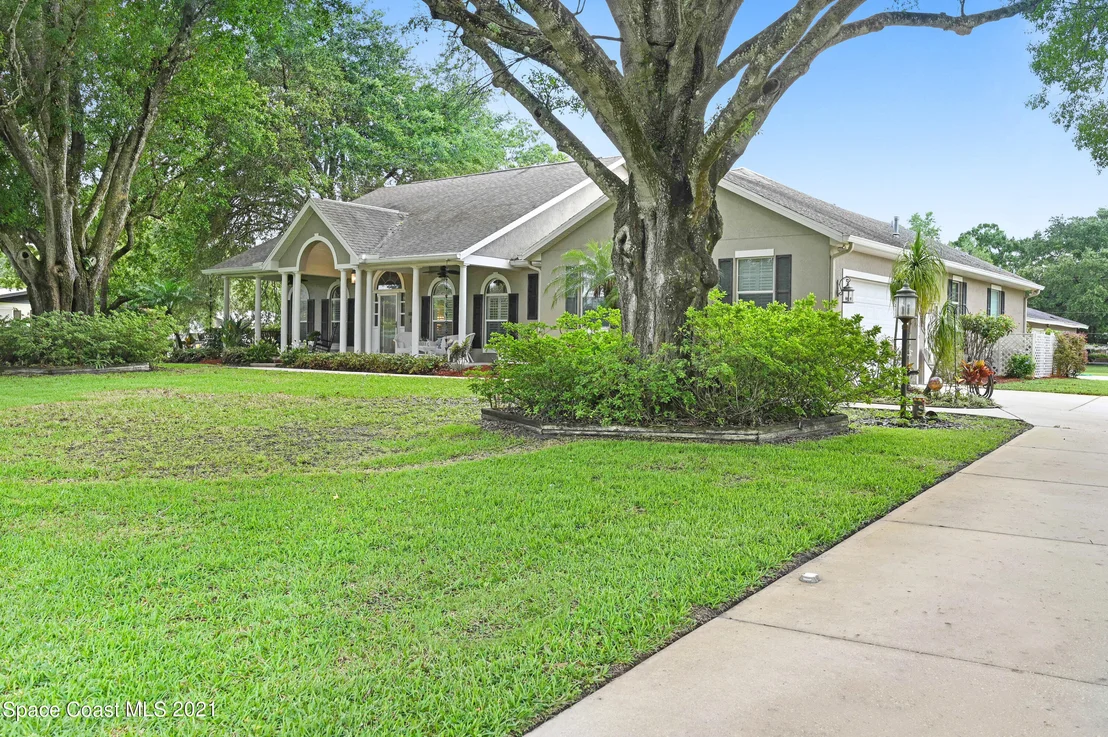 Photo of 3848 Sterling Street