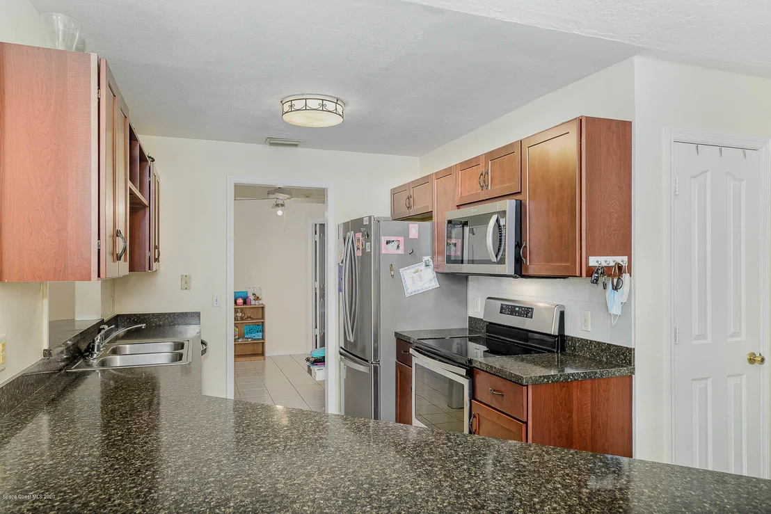 Photo of 1002 Citrus Avenue NE