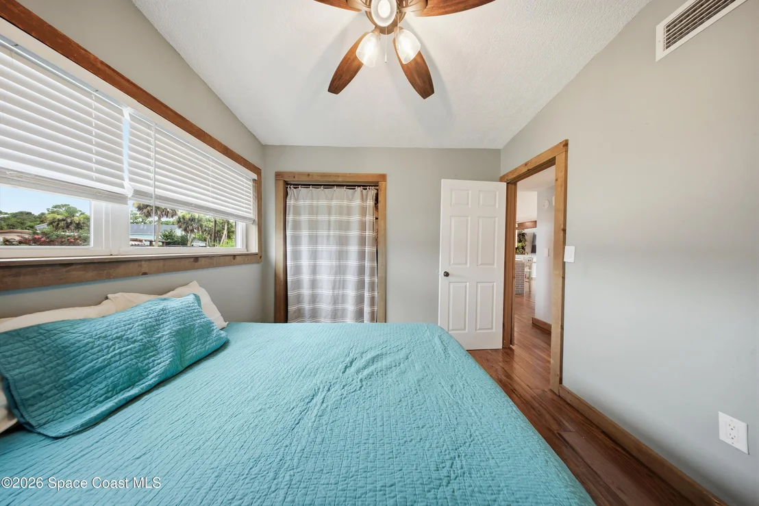 Photo of 112 Lagoon Avenue