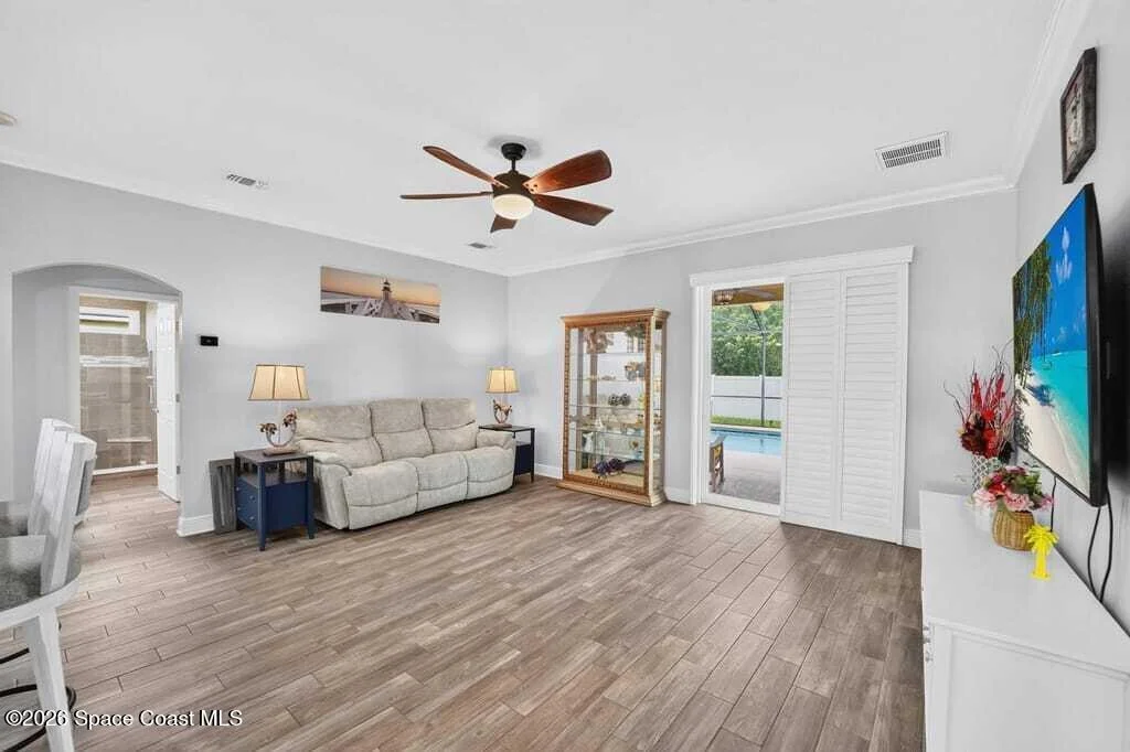 Photo of 228 Abernathy Circle SE