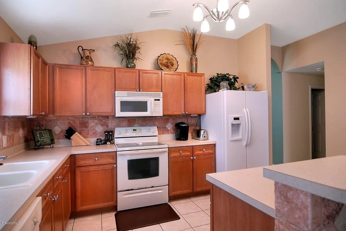 Photo of 695 Sedgewood Circle