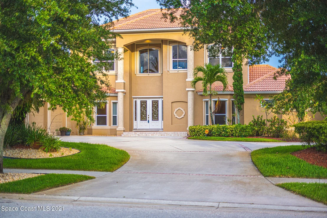 Photo of 8181 Compton Way