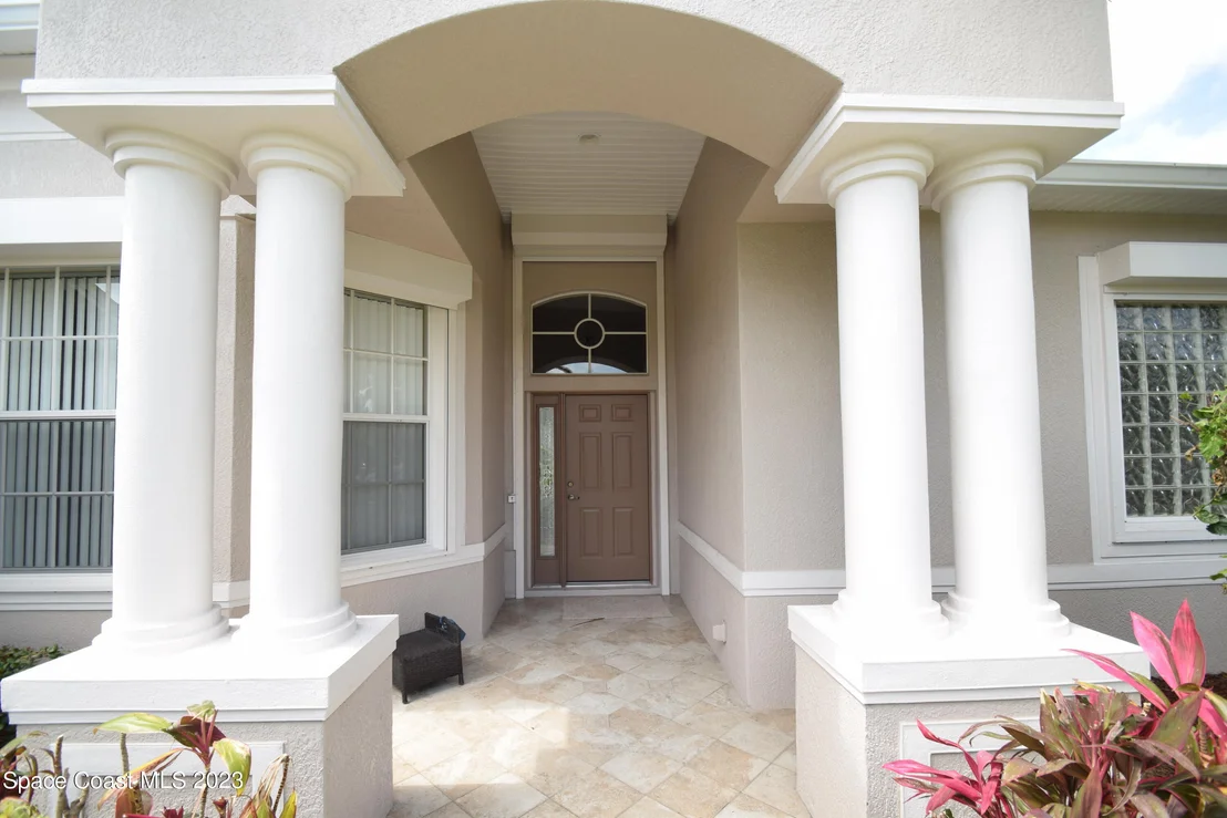 Photo of 2223 Woodfield Circle