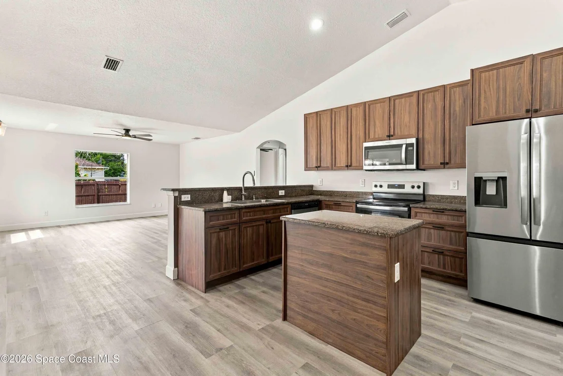 Photo of 1410 Ruffin Circle SE