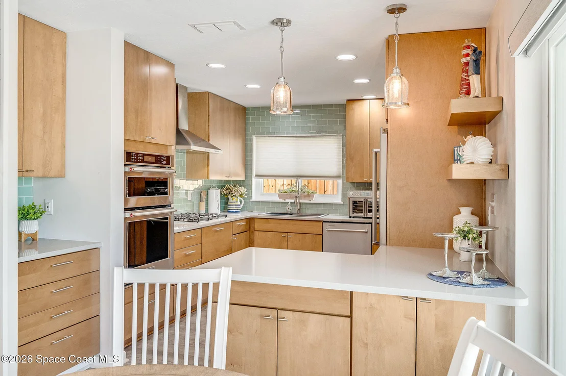 Photo of 452 Cardinal Drive