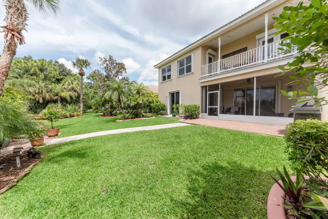 Photo of 800 Glen Abbey Way Way